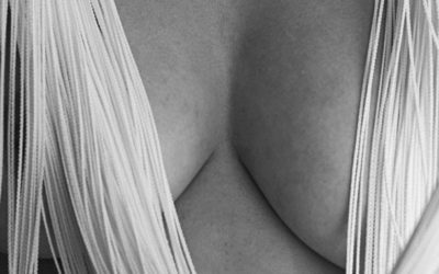 Quelle chirurgie pour corriger une poitrine tombante ?